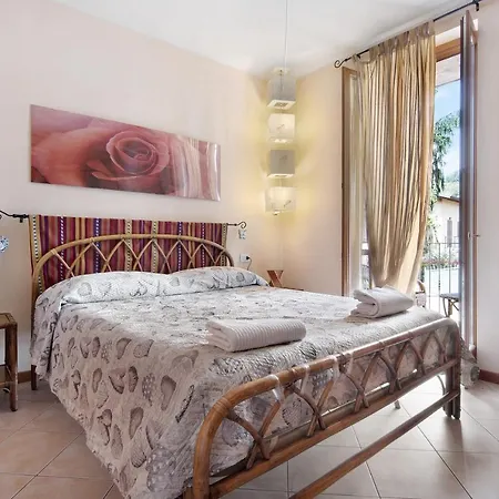 Colorful Appartement Colico